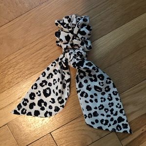 Cheetah scrunchie